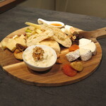 Assortment of 5 types of cheese