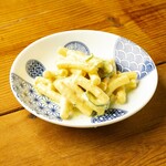 カレーマカロニサラダ