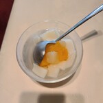 煌蘭 - 杏仁豆腐