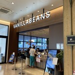 バニラビーンズ ベイサイド - 食堂街？に入ったすぐ左にあります