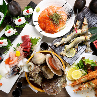 各种宴会套餐◆店长推荐的是海套餐，附带无限畅饮4,000日元。