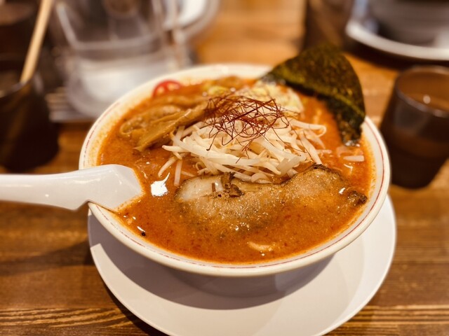 完熟ラーメン本丸 瀬上店 - 瀬上（ラーメン）の写真