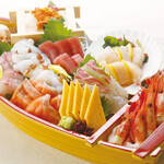 Assorted hearty sashimi