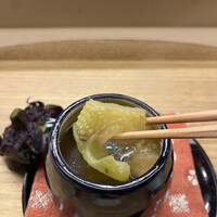赤坂 菊乃井 - 昼懐石１５７３０円。賀茂茄子の揚げ出し。芳醇な味わいの賀茂茄子は油やお出汁との相性もピッタリで、とーっても美味しくいただきました（╹◡╹）（╹◡╹）