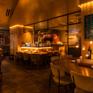 仕事帰りやグループでも気軽に楽しめる【ピッツァ・イタリアン】