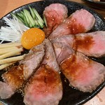 焼肉問屋 牛蔵 - ローストビーフユッケ仕立て