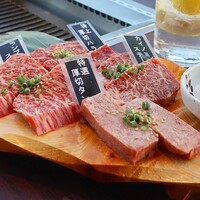 焼肉ぽんが 江ノ島 - 「特選厚切り盛り合わせ」
