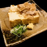自制炸豆腐 (Homemade thick fried tofu)