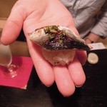 Ishii - 秋刀魚手毬寿司