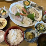 213261389 - とどーん！お刺身定食の全て！