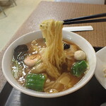 中華料理 福来軒 - 五目ラーメン（麺）