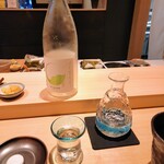 Sushi Shiroma - 真澄純米吟醸すずみさけ、酒米は長野県産「ひとごこち」、兵庫県産「山田錦」、長野県産「美山錦」、55%精米、白麹と7号酵母を使い柑橘系の酸味、長野県