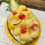 Cafe BingGo - 生パイナップルかき氷