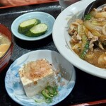 Ichizaemon - 中華丼