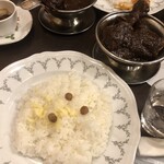 トマト - チキン（大山地鶏骨付）カレー