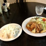 峠のわが家 - 日替わり750円