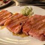 Horumon Yakiniku Hachi - 