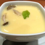 鮨 うえはら - 鮨 たむら　「花」の茶碗蒸し