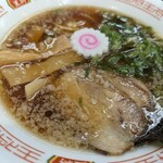 Gyouza No Oushou - この醤油ラーメンが美味い！ラード多め