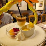 サロン・ド・テ・アルション - 