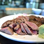 キャトルラパン - ステーキ 400g 山葵醤油・味噌の山葵醤油部分