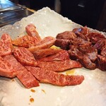 炭火焼肉 とさや - 