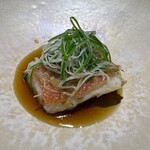 隼 - ③from 宮古
      宮古八重山諸島産スジアラのガーリックソース蒸し