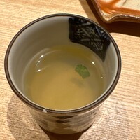 日本橋 蕎ノ字 - 浅利とせんすけどんこのお吸い物