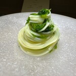 隼 - ⑦どうしても…ぱすた
      鹿児島県産アオサのりの冷製カッペリーニ