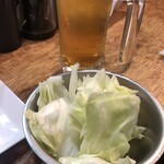 はち揚げ物店 - 生ビールとお通し