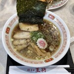 Gyouza No Oushou - 餃子の王将ラーメン（豚骨醤油） 594円