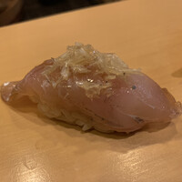 鮨駒 - 甘鯛　鱗のせ