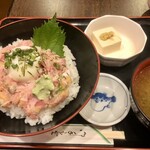 Saka goya - マグロとろたく丼　¥980-