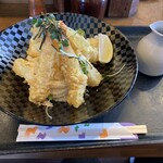 長寿饂飩　つるかめ - 海老と揚げ餅のぶっかけ