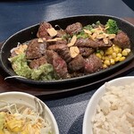 肉と酒 虎辰 - ガーリック（肉増し＋５００円）