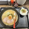 Ramen Futaba - 味噌ラーメンのAランチセット（税込み８８０円）