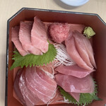 まぐろレストラン - 刺身盛り合わせ　単品1580円