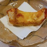 丸喜すし - マナガツオの唐揚げ　麹の甘さがいい