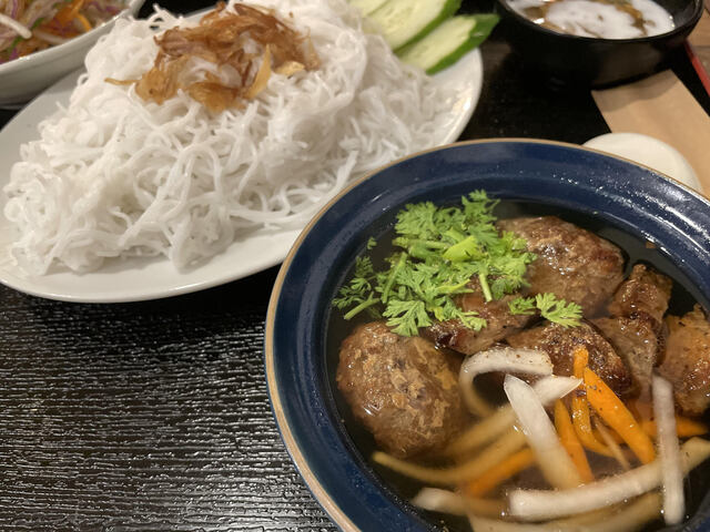 大越 ベトナム料理
