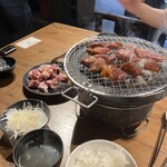 大衆焼肉ホルモン 溝の口 ひゃくてん - 