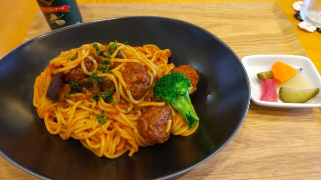 Kafe &amp; Horu with Yu