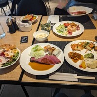 フォルク キッチン オールデイダイニング  - 