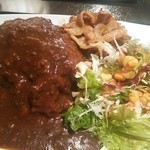 ひやけ - しょうが焼きカレー大盛のアップ♪