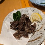 居酒屋ふる里 - クジラの竜田揚げ。