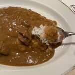 インデアンカレー - 甘ぁぁぁ！！！っと思ったらすぐに辛ぁ！
            何コレ美味ぁぁぁヽ(´o｀
            
            日乃屋とかで甘くて辛いライスカレーってのはわかってたけど、それよりもコントラストがかなりハッキリ。
            
            あーーーコレは美味いわ。
            
            