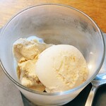 MAISON INCO - 紅茶桃アイスと桃ソルベ　口に入れたらスッと溶けました。