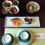 Mikaku No Yado Futaba Sou - 朝食