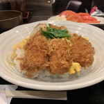 Donkomatsu donburi ando shouchuuba - 