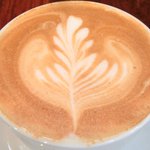 まちのパーラー - ローストポーク 1100円 のカプチーノ