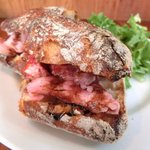 まちのパーラー - ローストポーク 1100円 のチャバタ仕立て